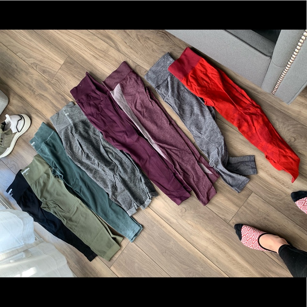 Seamless leggings lot size small